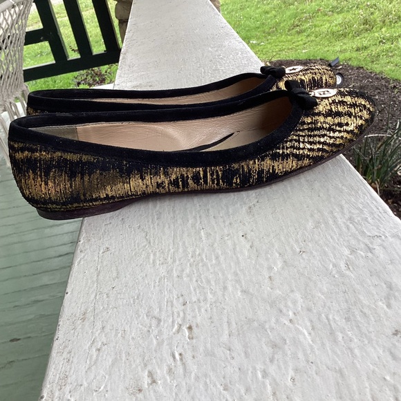Fendi gold and black flats - Picture 3 of 4